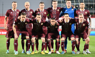 Momente de panică la amicalul dintre CFR Cluj și Hermannstadt! Cristi  Bălgrădean s-a lovit cu capul de bară