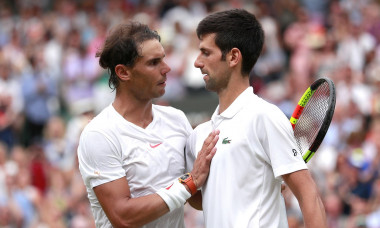 Novak Djokovic e Rafael Nadal rilasciano una foto