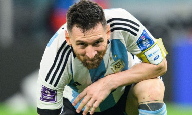 Al Rajjan, Qatar. 03rd Dec, 2022. Soccer: World Cup, Argentina - Australia, Final round, Round of 16, Ahmad bin Ali Stadium. Argentina's Lionel Messi squats on the ground. Credit: Robert Michael/dpa - IMPORTANT NOTE: In accordance with the requirements of