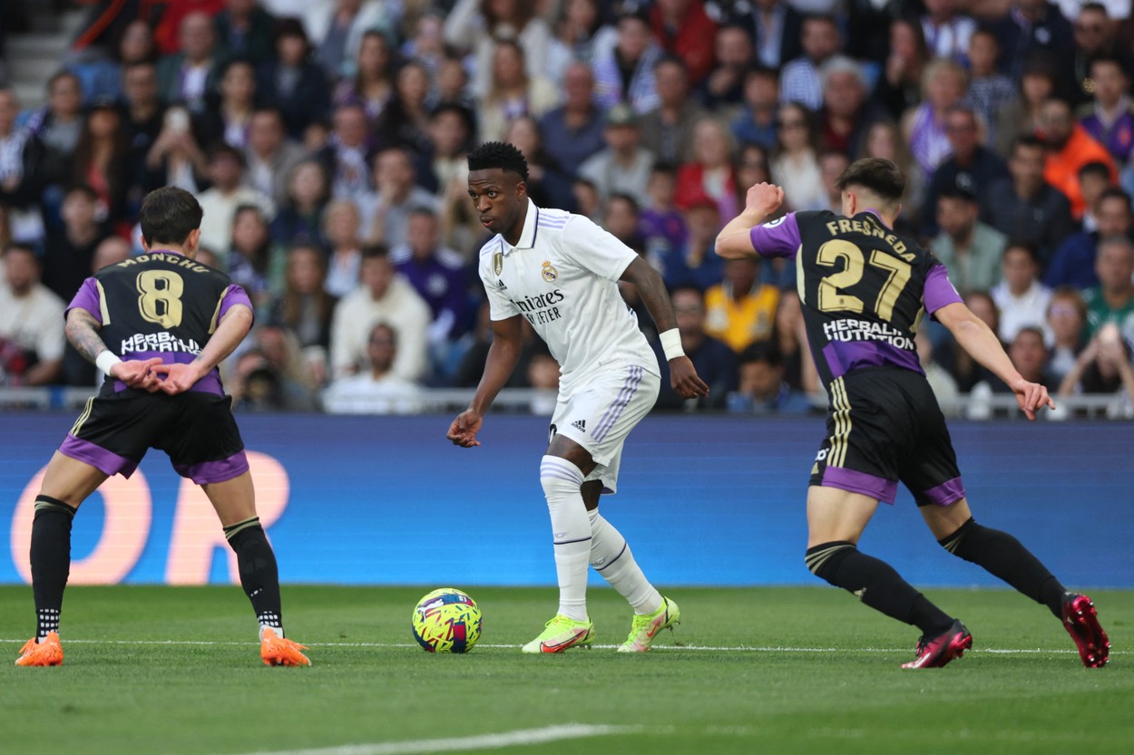 Real Madrid - Real Valladolid 4-0, ACUM, pe Digi Sport 2. Hat-trick pentru Karim Benzema