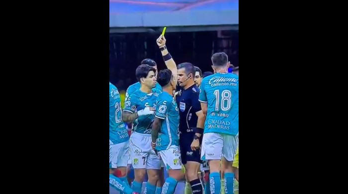 Fernando Hernandez l-a lovit pe Lucas Romero / Foto: Captură Twitter@ZonaDiez_OK