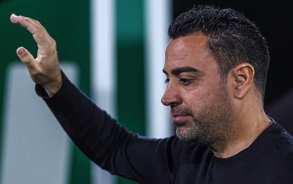 Xavi a folosit un fundaș central pe postul de mijlocaș, iar la finalul meciului cu Elche a spus a cui a fost ideea