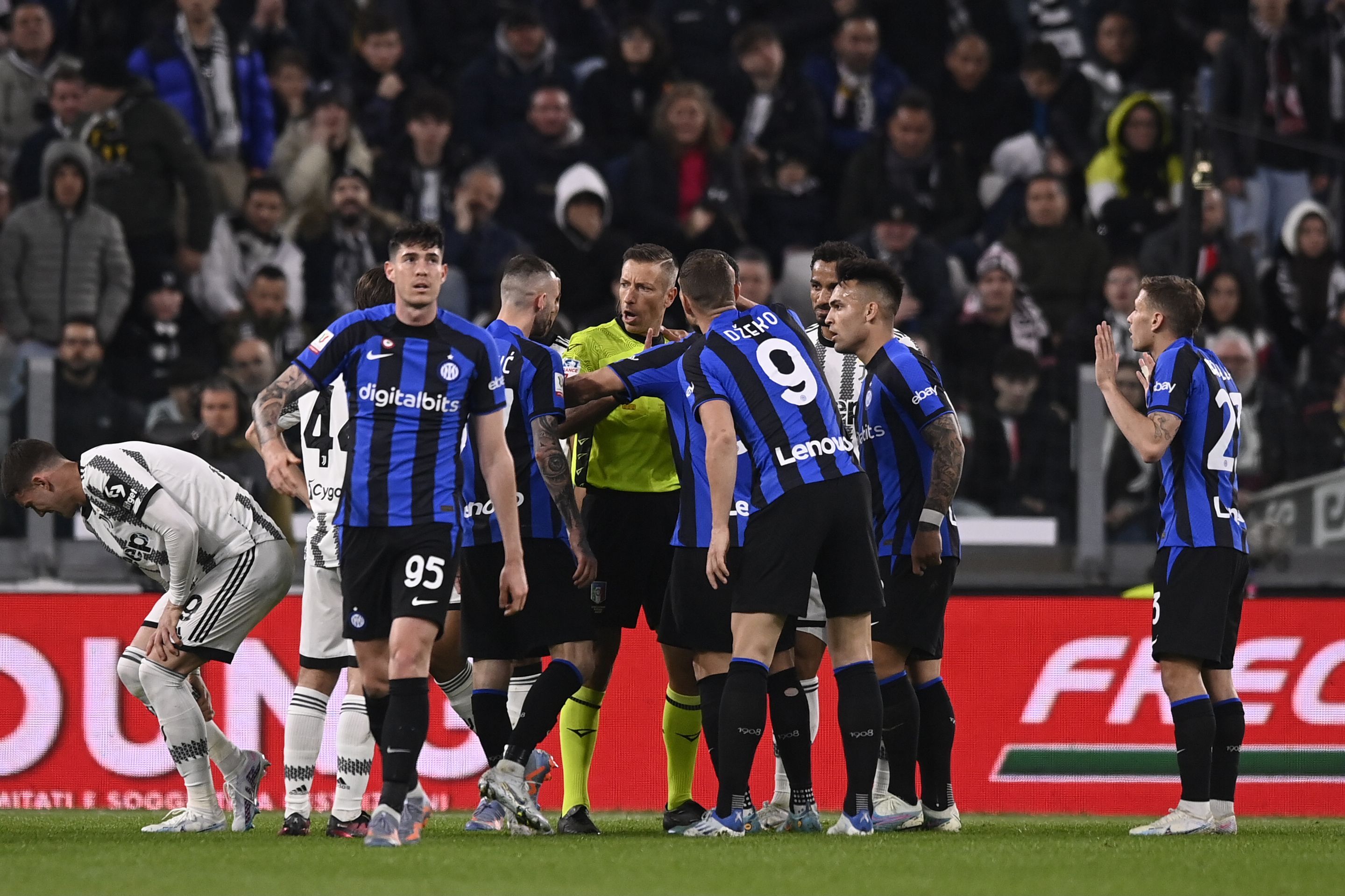 Juventus - Inter 1-1, în Cupa Italiei. Trei jucători eliminați în prelungiri
