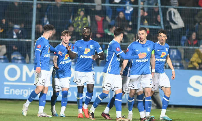 FOTBAL:FARUL CONSTANTA-UNIVERSITATEA CRAIOVA, PLAY OFF SUPERLIGA SUPERBET (8.04.2023)