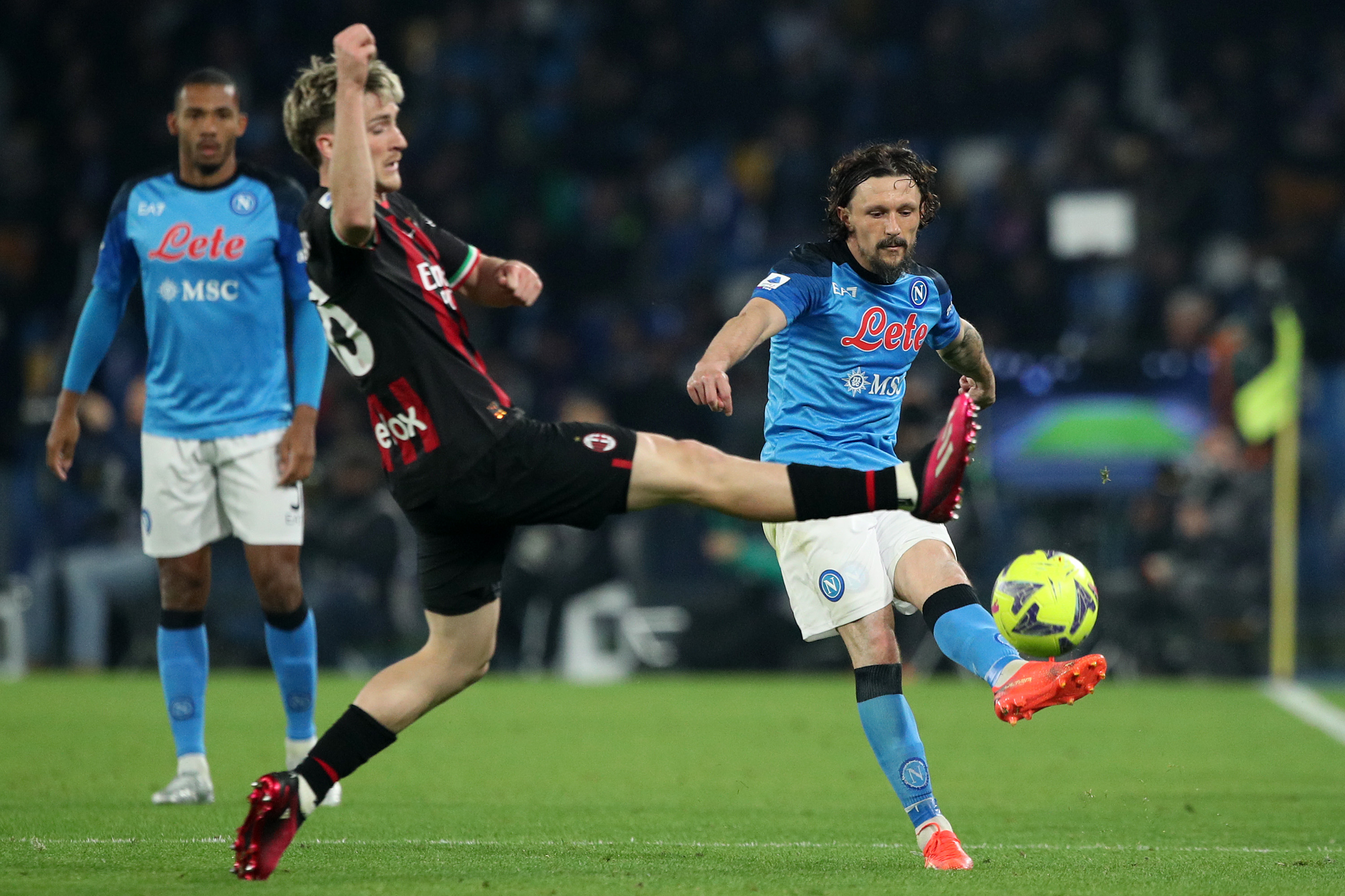 AC Milan - Napoli 0-0, ACUM, la Digi Sport 2, în ”sferturile” Champions League. Istvan Kovacs arbitrează