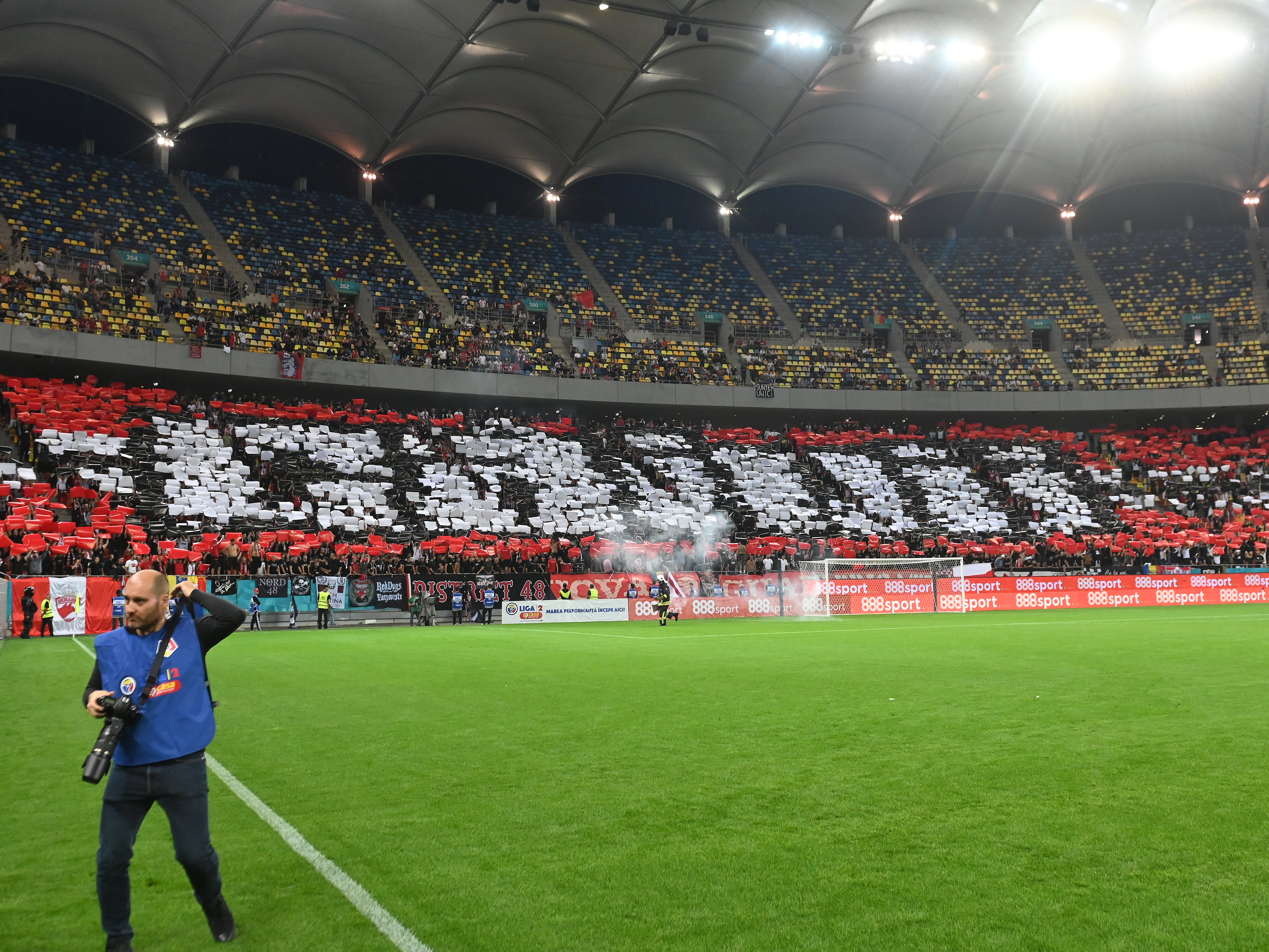 Dinamoviștii au cerut suplimentarea biletelor pentru meciul cu CSA Steaua! Peste 5000 de Câini vor în Ghencea