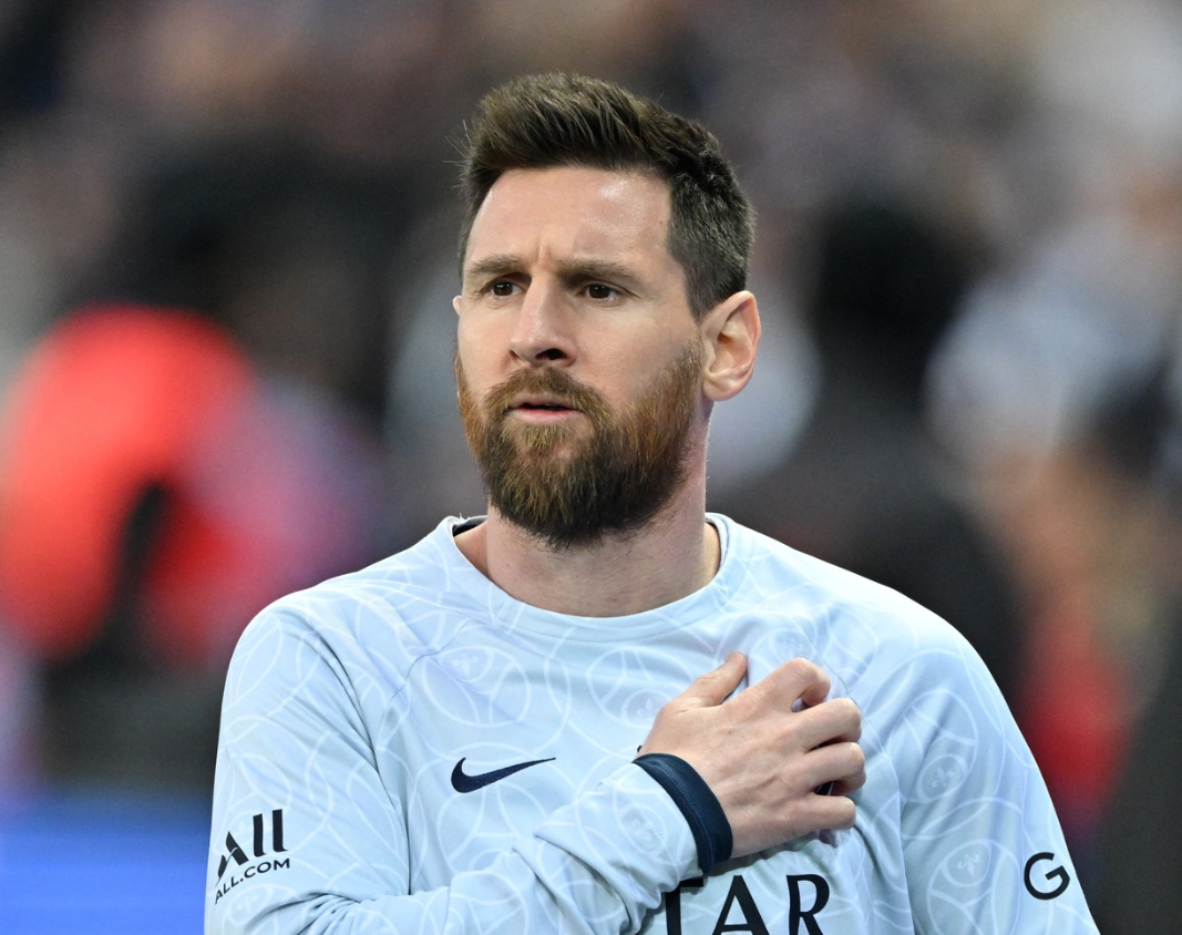 Continuă războiul dintre Leo Messi și fanii lui PSG! Gestul făcut de atacant după victoria cu Lens