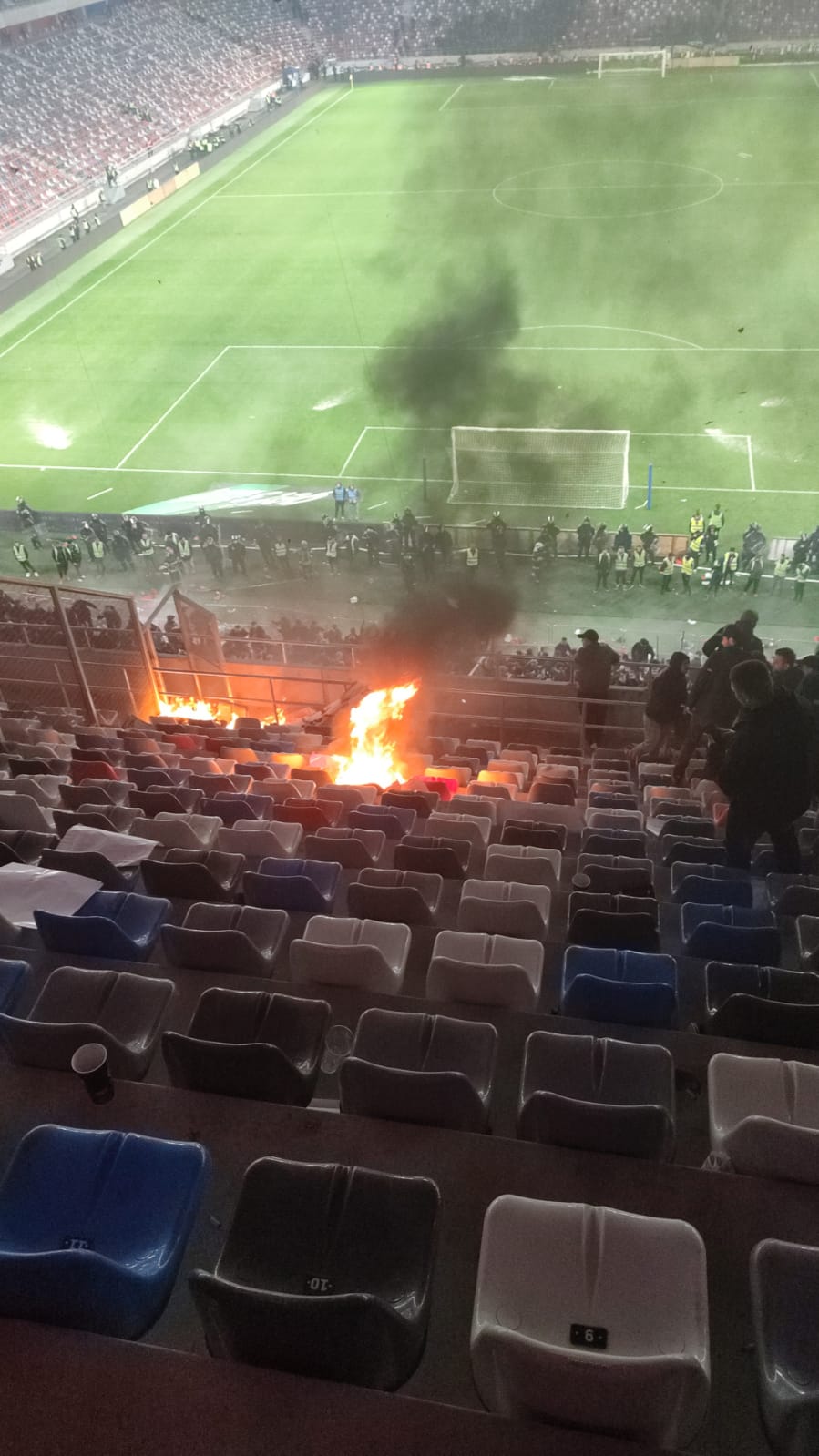 Surpriză! Steaua a luat cea mai mare amendă după haosul creat de suporteri înainte și în timpul meciului cu Dinamo