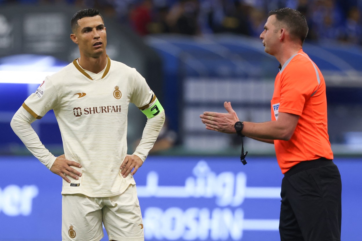 Câți bani a primit arbitrul meciului în urma căruia arabii au cerut expulzarea lui Cristiano Ronaldo