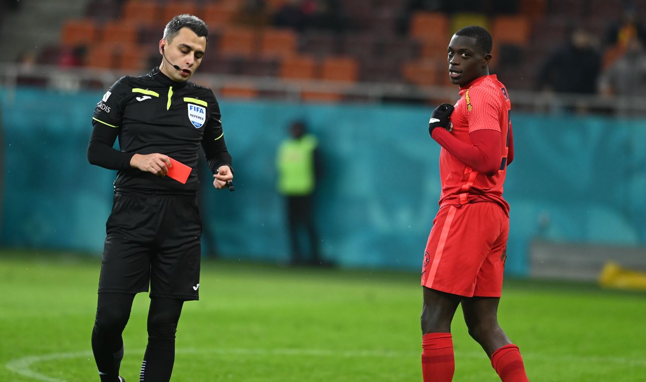 Arbitrul delegat la derby-ul Rapid - FCSB! Gigi Becali spunea că ”e cel mai bun pentru că are nume biblic”