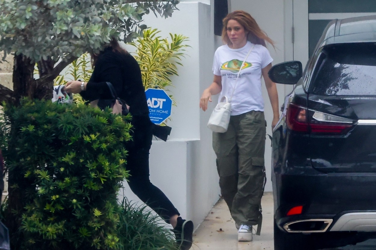 Ce a putut să găsească Shakira, când a ajuns în vila din Miami. Și-a luat copiii și a plecat