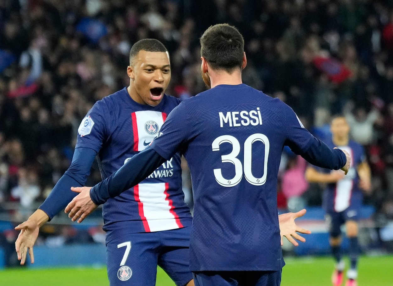 Angers - PSG 0-2, ACUM, pe Digi Sport 3. Kylian Mbappe reușește dubla