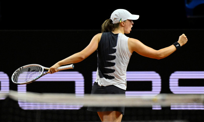 Iga Swiatek (POL) Jubel Freude Emotion Tennis Damen Porsche-Cup Porsche Tennis Grand Prix GP Stuttgart 2023 Finale Porsc