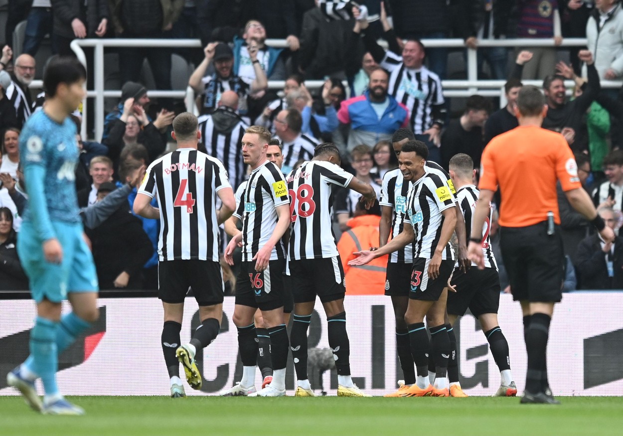 Newcastle - Tottenham 6-1. ”Coțofenele” reușesc setul în meciul cu Spurs și urcă pe locul 3