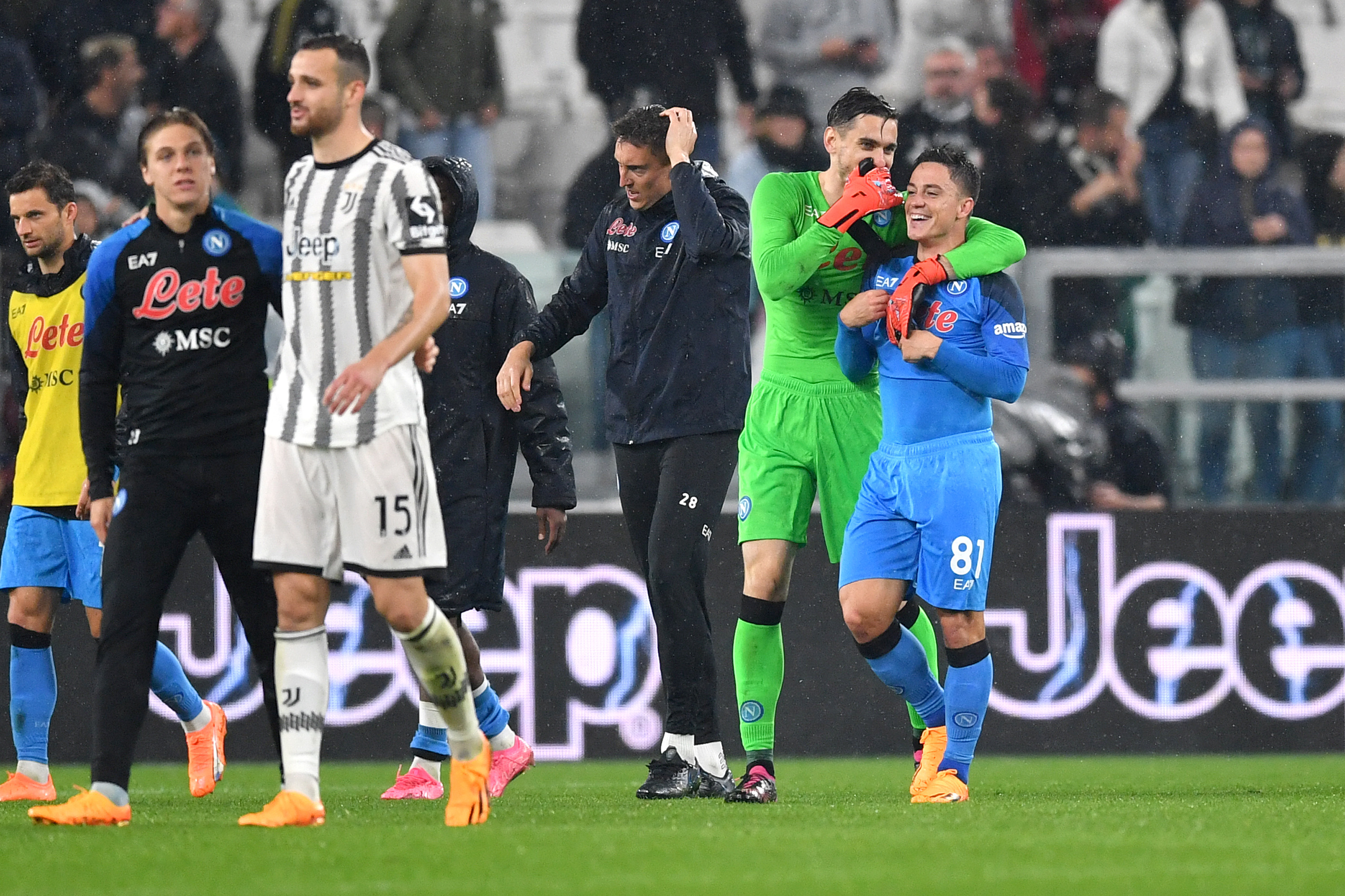 Juventus - Napoli 0-1. Dramatism pe final. Oaspeții au înscris în prelungiri, după ce gazdele au avut un gol anulat