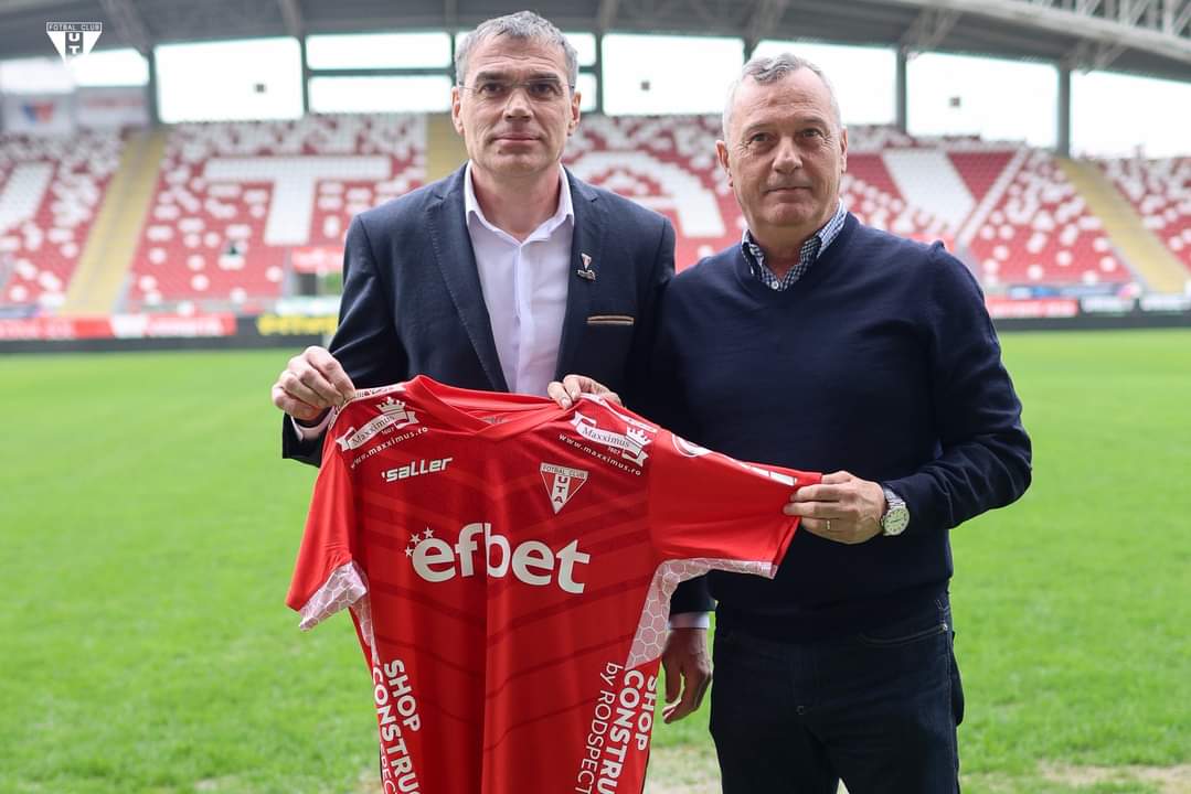 OFICIAL | După 14 plecări, UTA a anunțat al doilea transfer al verii