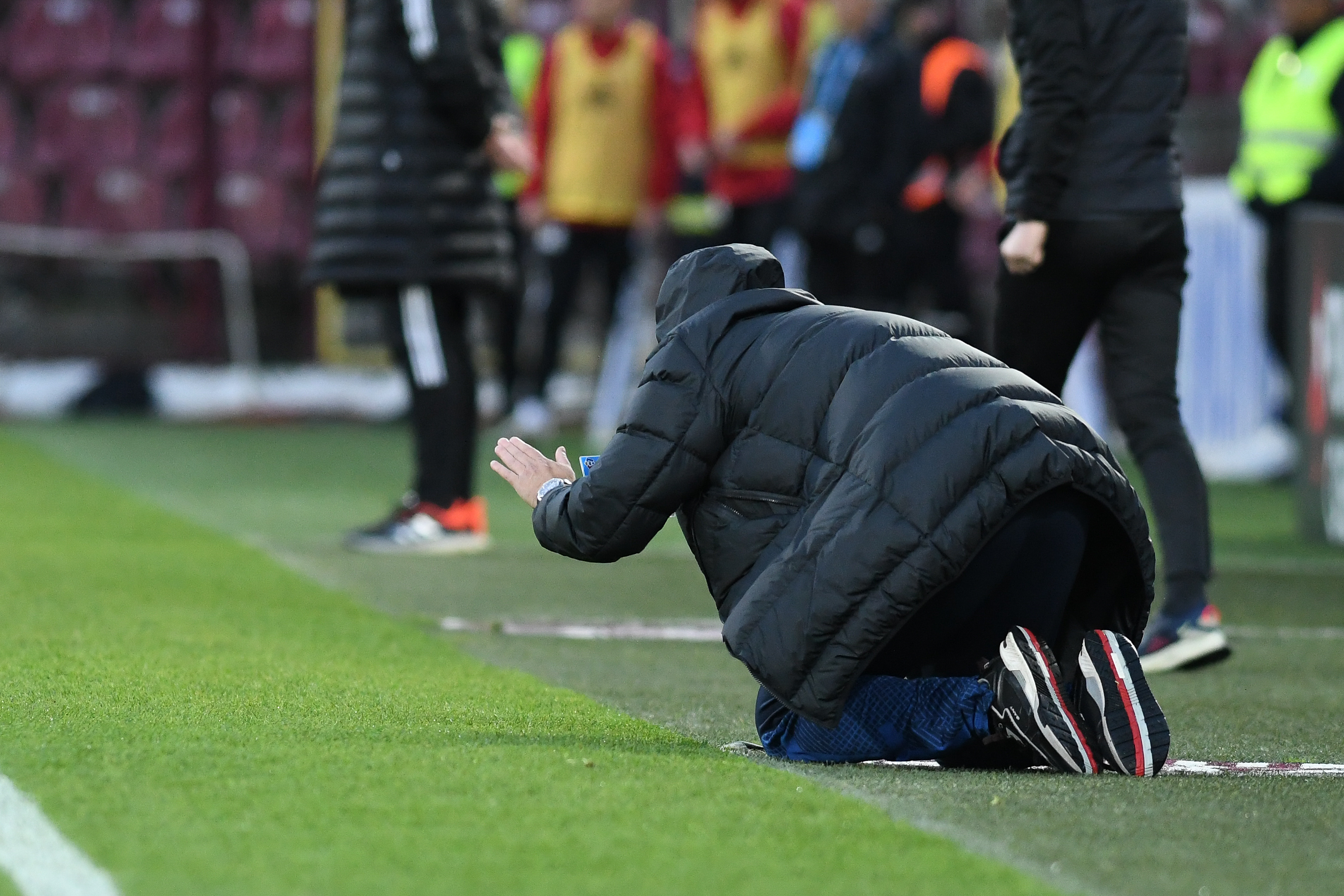 Un jucător a plecat de la CFR Cluj fără să anunțe pe nimeni! Dan Petrescu s-a trezit fără el la antrenament