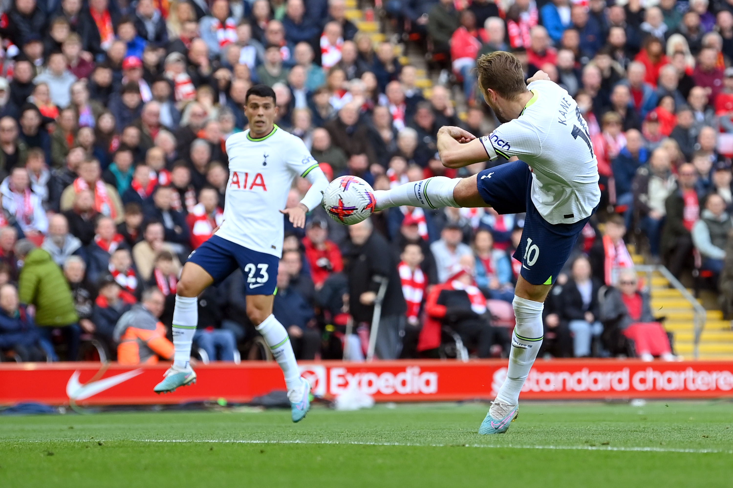 Liverpool - Tottenham 4-3. Ce nebunie! În minutul 15, era 3-0. Două bare în 31 de secunde și goluri în minutele 93 și 94