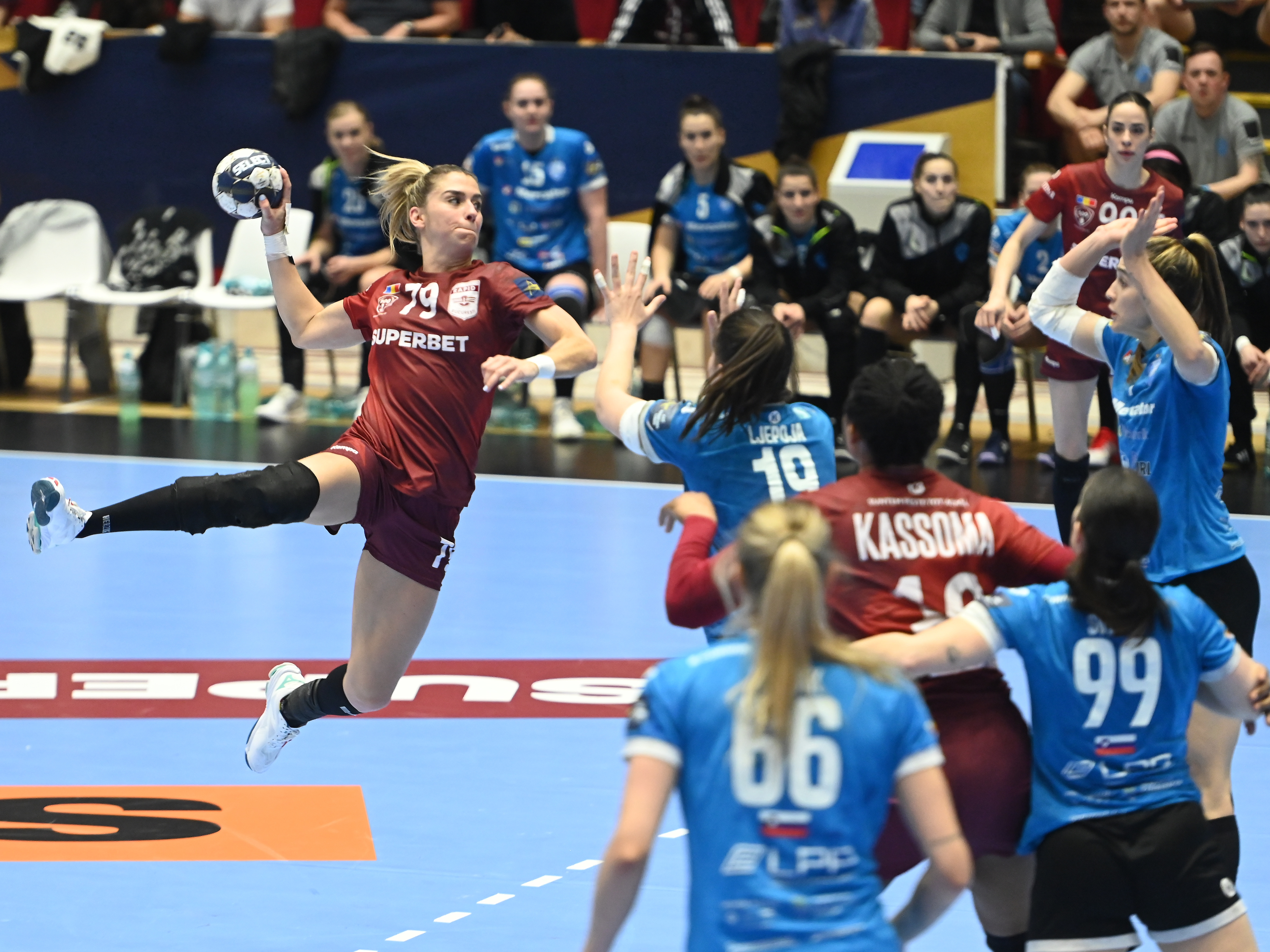 Rapid - Vipers Kristiansand, Live Video 15:00, Digi Sport 3. Primul joc din dubla pentru Final Four