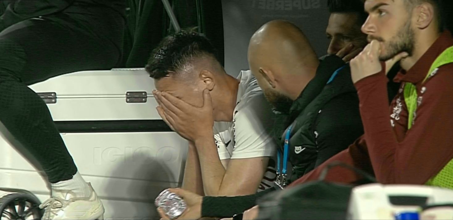 ”De ce ai plâns după ce ai fost înlocuit?”. Alin Fică a dat răspunsul, cu lacrimi în ochi, după Rapid - CFR Cluj 3-1
