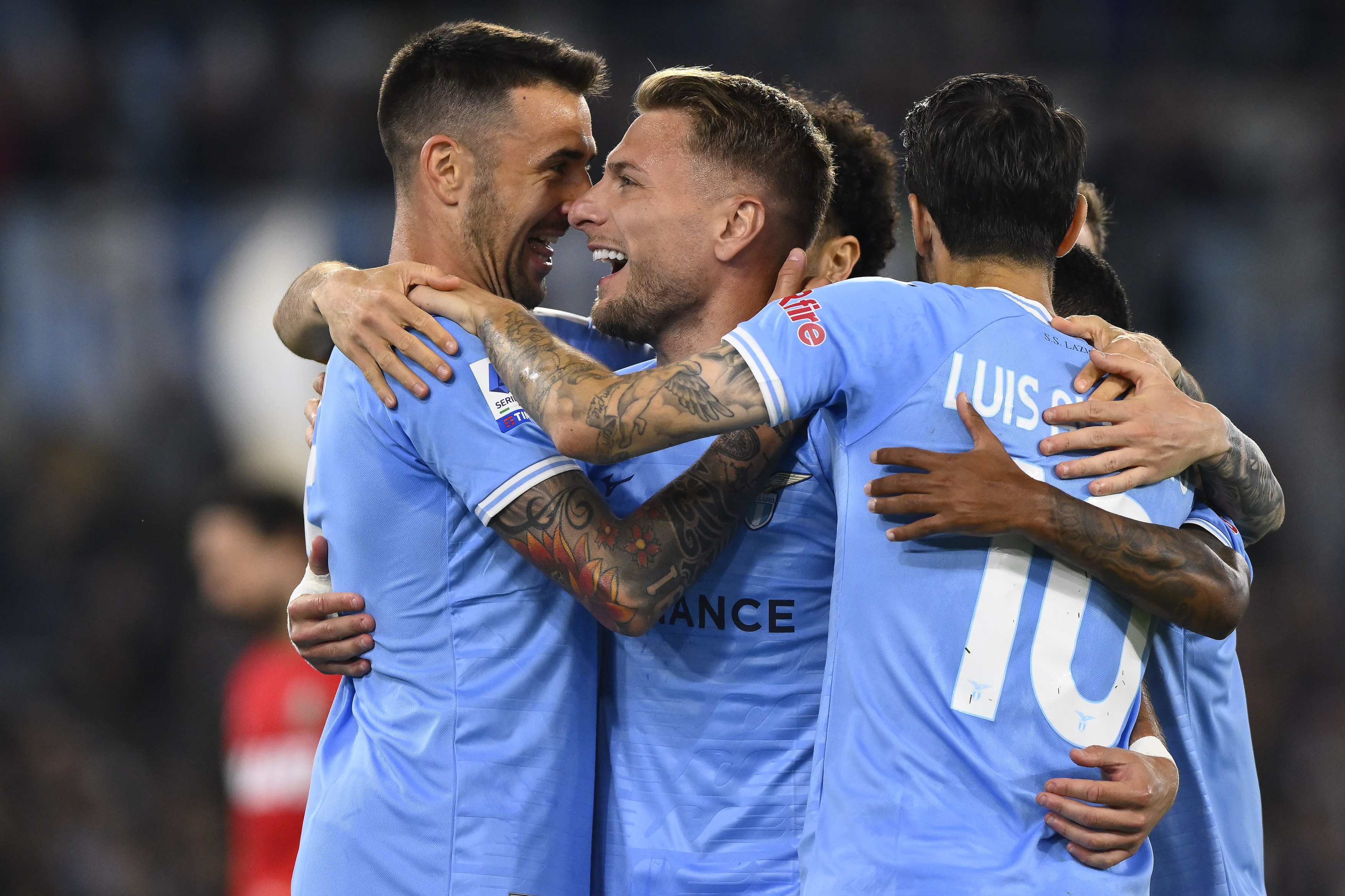 Lazio-Sassuolo 2-0 / AC Milan-Cremonese 1-1 / Verona-Inter 0-6. Napoli poate cuceri titlul de campioană mâine
