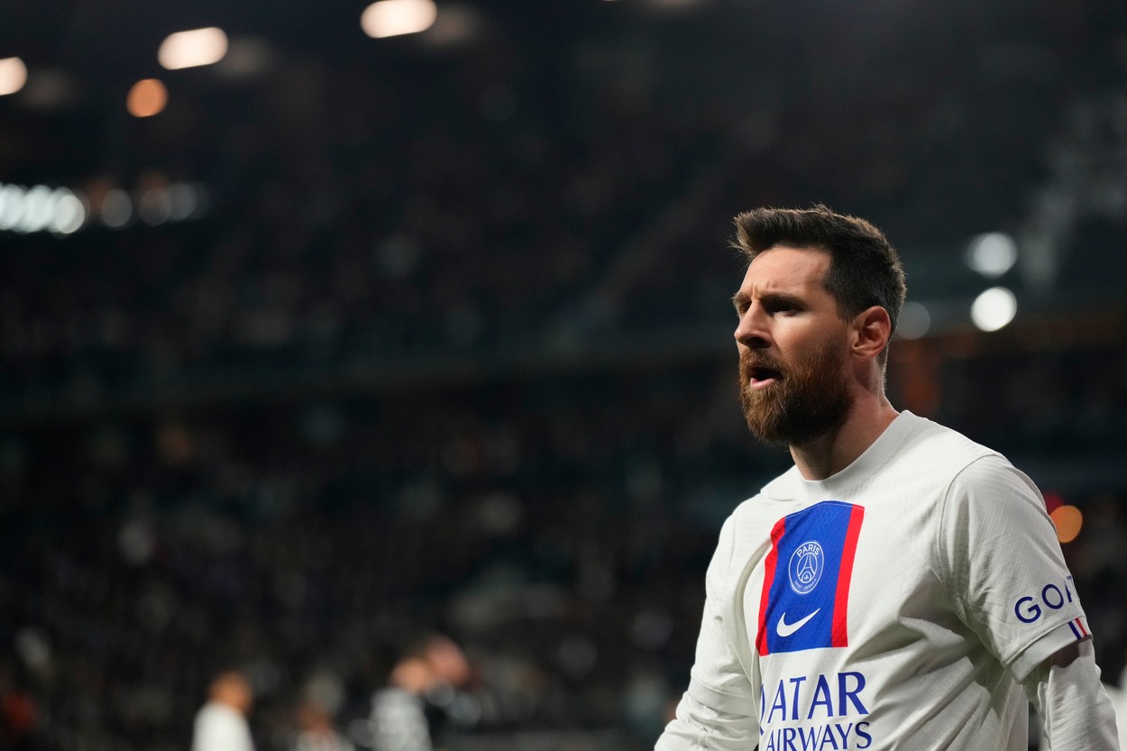 Leo Messi are două cerințe pentru șefii Barcelonei
