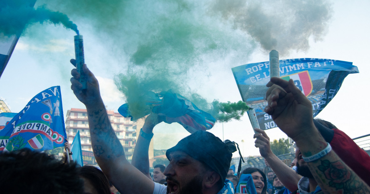 Galleria fotografica |  Il Napoli è campione d’Italia!  Come i fan hanno vissuto la vittoria del primo titolo dopo 33 anni di “siccità”