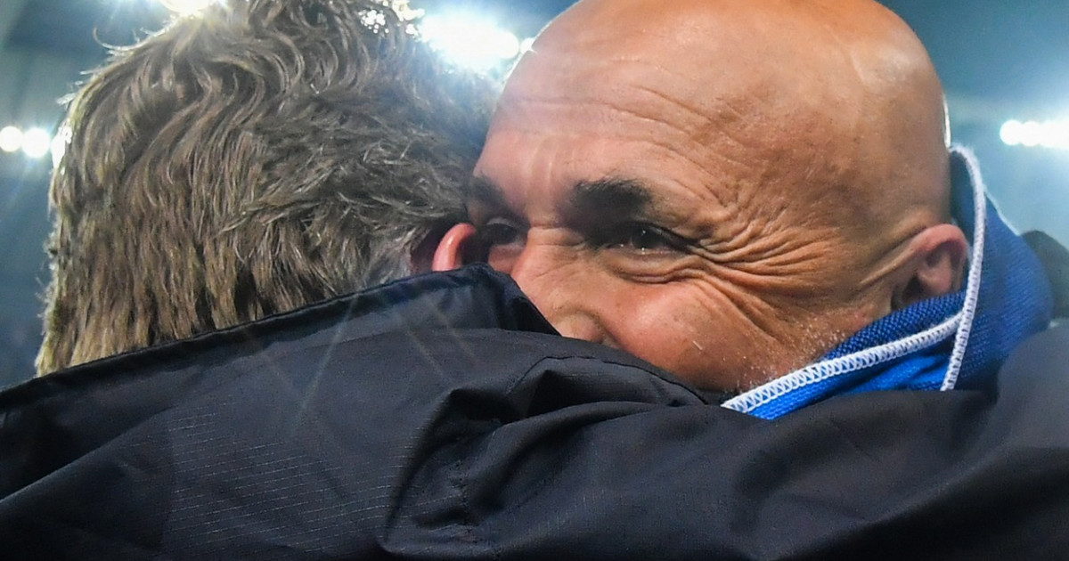 Tra le lacrime ha annunciato Luciano Spalletti a cui dedica lo scudetto vinto con il Napoli