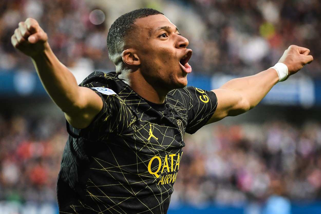 Real Madrid l-a pus în stand-by! Kylian Mbappe mai are două opțiuni de transfer în această vară