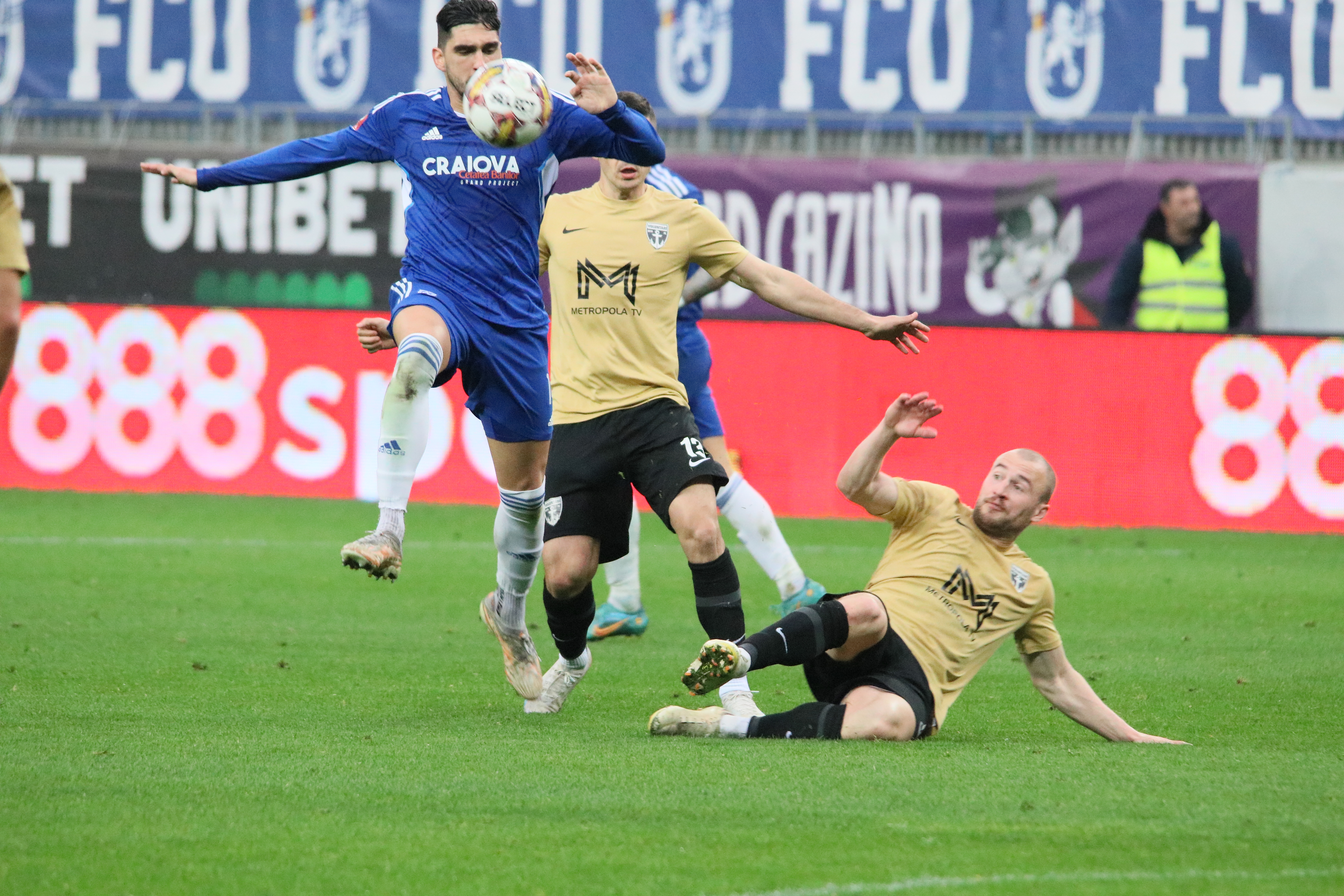 Se știu cele două echipe din play-out care vor disputa primul baraj pentru Conference League