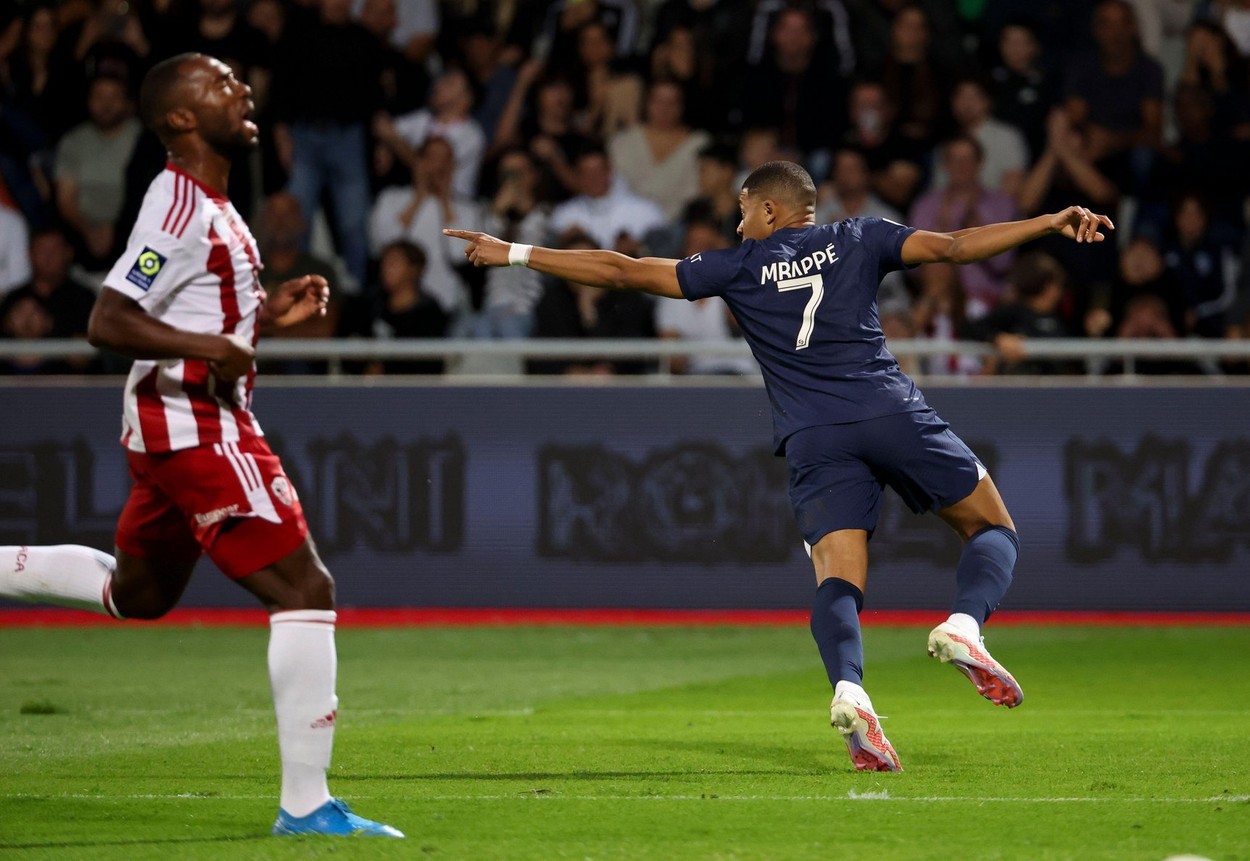 PSG - Ajaccio LIVE VIDEO, ora 22:00, pe Digi Sport 1. Parizienii încă "tremură" pentru titlu