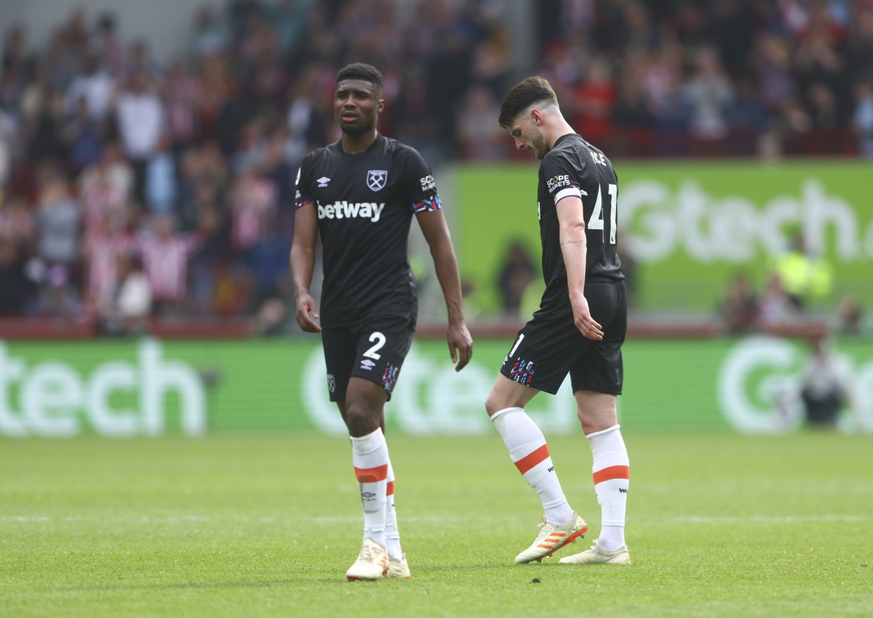 Arsenal este pe punctul de a pierde titlul din Premier League, dar vrea să dea lovitura pe piața transferurilor