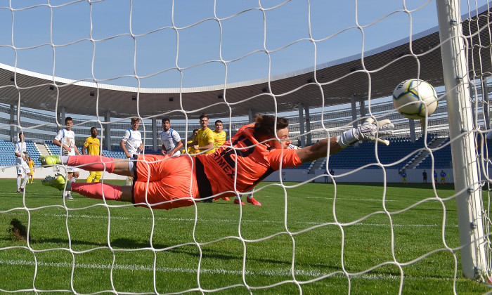 FOTBAL:VIITORUL PANDURII TARGU JIU-PETROLUL PLOIESTI, LIGA 2 CASA PARIURILOR (3.10.2020)