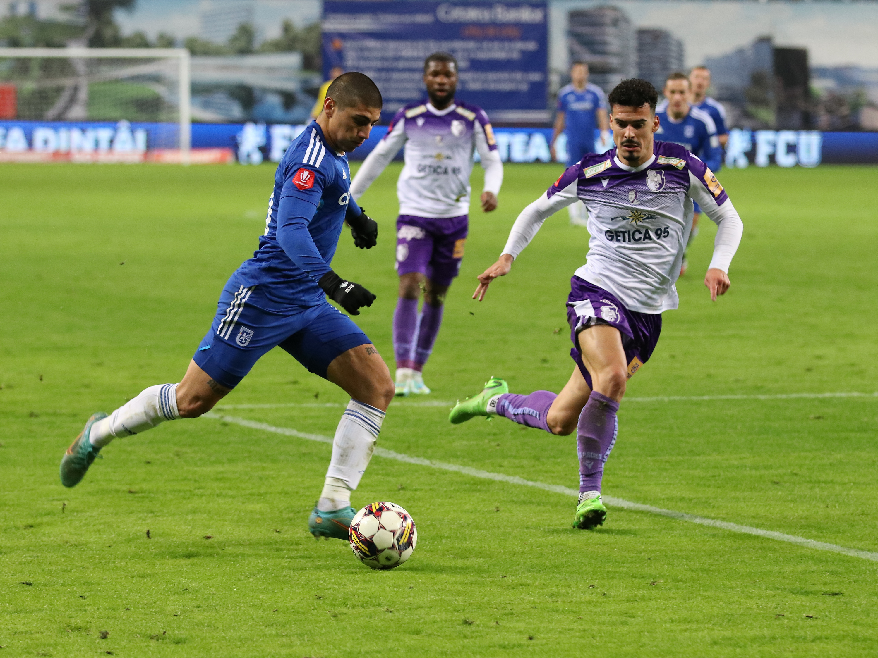 U Craiova 1948 - FC Argeș 1-0, ACUM, pe Digi Sport 1. Oltenii deschid scorul! Piteștenii tremură