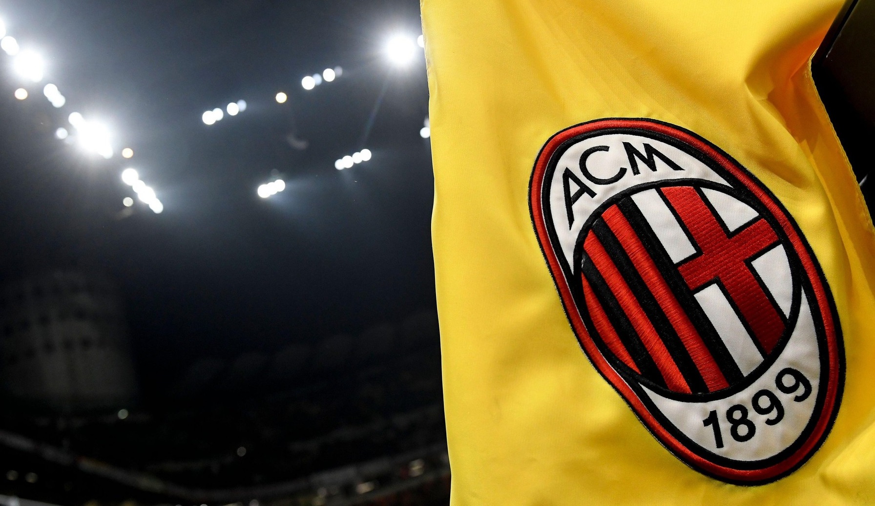 Antrenor pentru AC Milan: înlocuitorul lui Stefano Pioli urmează să semneze! Cât va câștiga