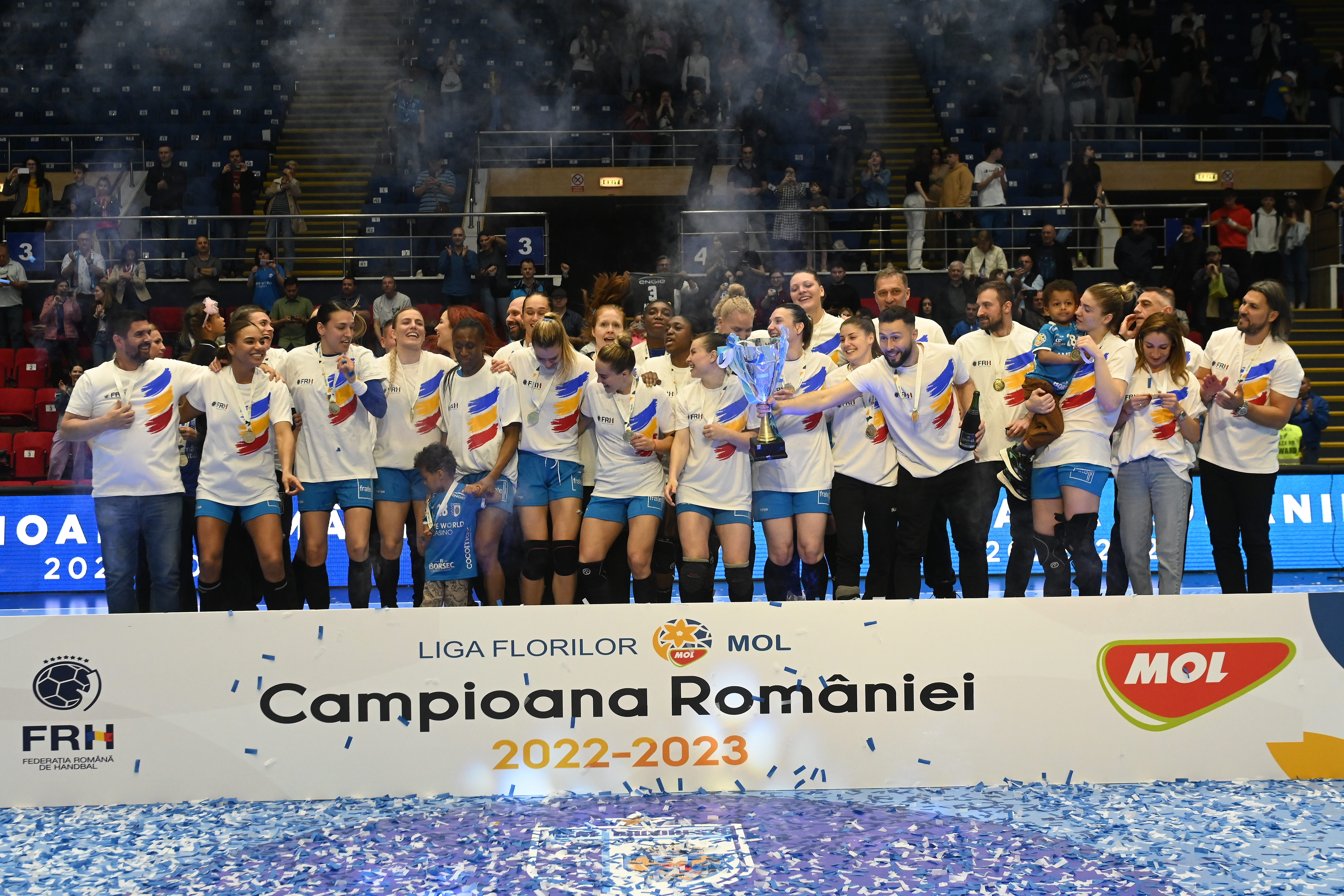 CSM București a sărbătorit titlul de campioană a Ligii Naționale de handbal feminin