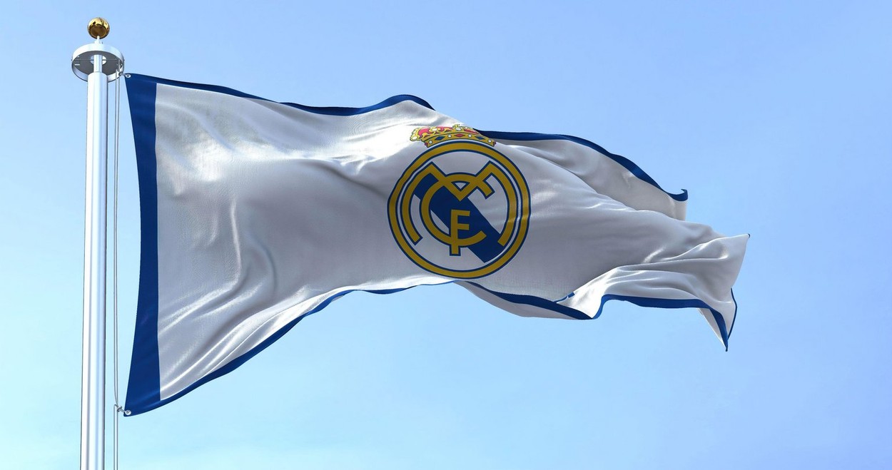 Real Madrid dă lovitura: semnează până în 2028 cu o clauză de un miliard de euro