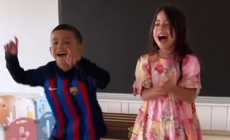 Băiatul cel mic al lui Cristiano Ronaldo, în tricoul Barcelonei! Imaginile cu Mateo fac înconjurul lumii