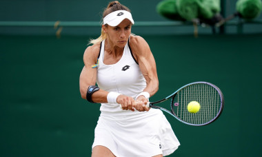 Lesia Tsurenko of Ukraine in action against Anhelina Kalinina of Ukraine during day three of the 2022 Wimbledon Championships at the All England Lawn Tennis and Croquet Club, Wimbledon. Picture date: Wednesday June 29, 2022.