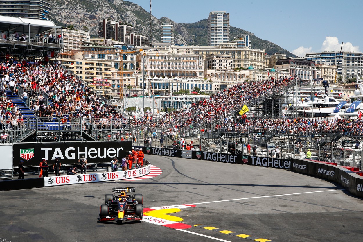 Max Verstappen a obținut primul pole-position la Monaco, după ce l-a învins pe Alonso la o diferență de 0.048 secunde