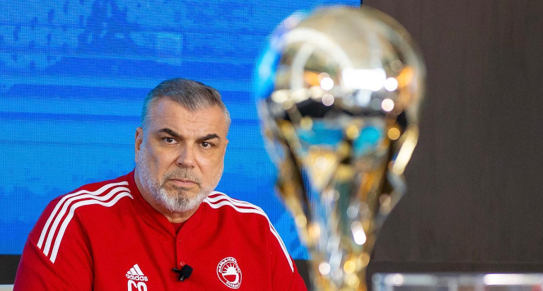 Cosmin Olăroiu a mai câștigat un trofeu în Emiratele Arabe Unite