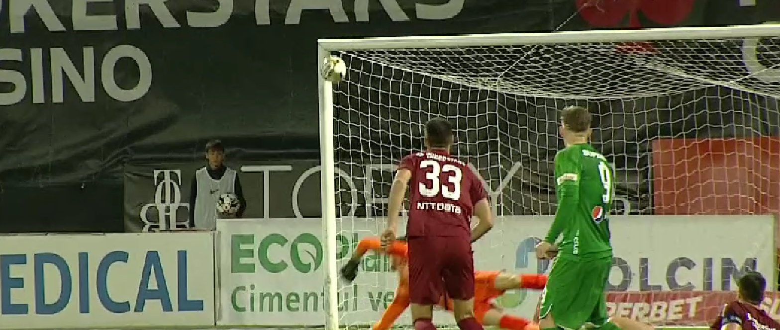 Louis Munteanu, înger și demon! Gol superb, în vinclu, de la 16 metri, urmat de o ratare din penalty, în CFR Cluj - Farul