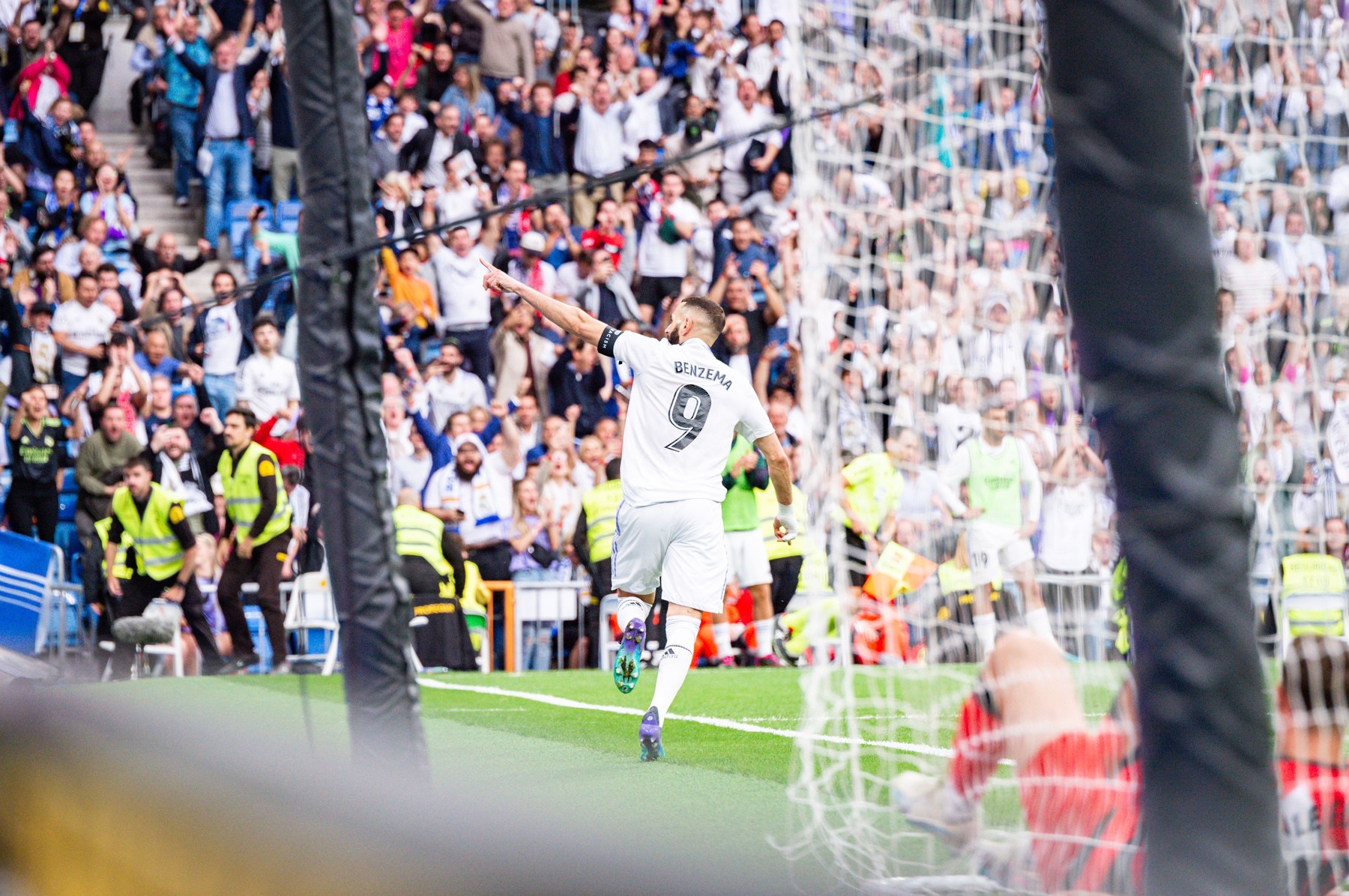 Karim Benzema l-a sunat pe Cristiano Ronaldo și e gata să semneze! Clubul care îi oferă un salariu imens