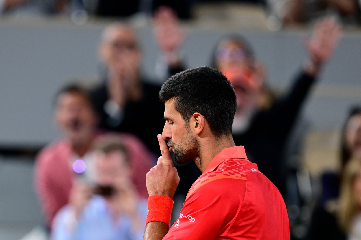 Novak Djokovic nu dă înapoi după ce a scris pe o cameră Kosovo este inima Serbiei