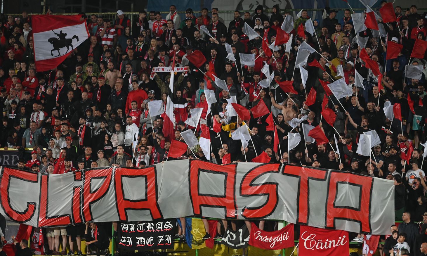 Suporteri de la Dinamo, interziși pe stadion înaintea meciului cu FCSB