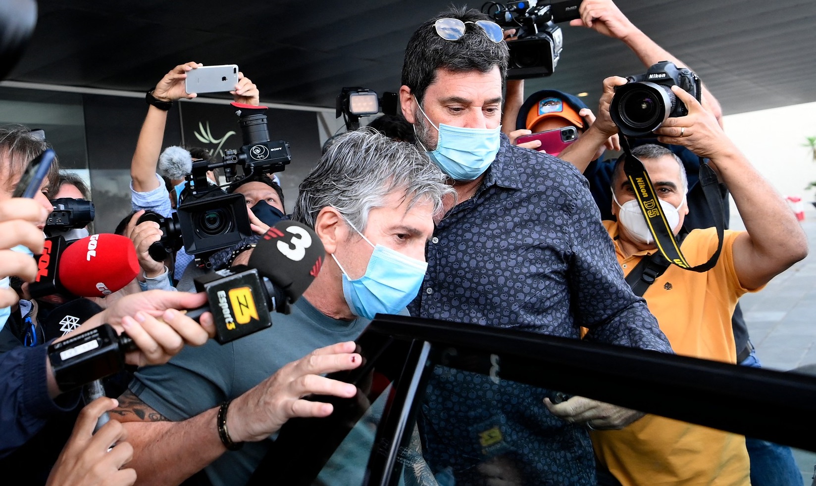 Întâlnire de gradul zero la Barcelona! Tatăl lui Leo Messi, filmat în timp ce intră în casa lui Joan Laporta