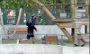BI - No Credit - Captures d'ecrans de l'individu de nationalité syrienne, âgé de 32 ans qui a attaqué plusieurs enfants âgés de 3 ans à l'arme blanche à Annecy (Haute-Savoie)