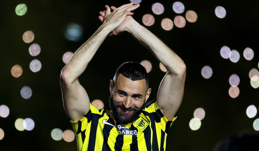 Karim Benzema, prezentat ca un emir pe stadionul lui Al-Ittihad! Surpriza fotbalistului pentru arabi