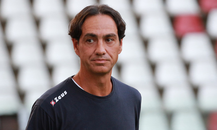 OFICIAL: Alessandro Nesta despedido do Frosinone - CNN Portugal