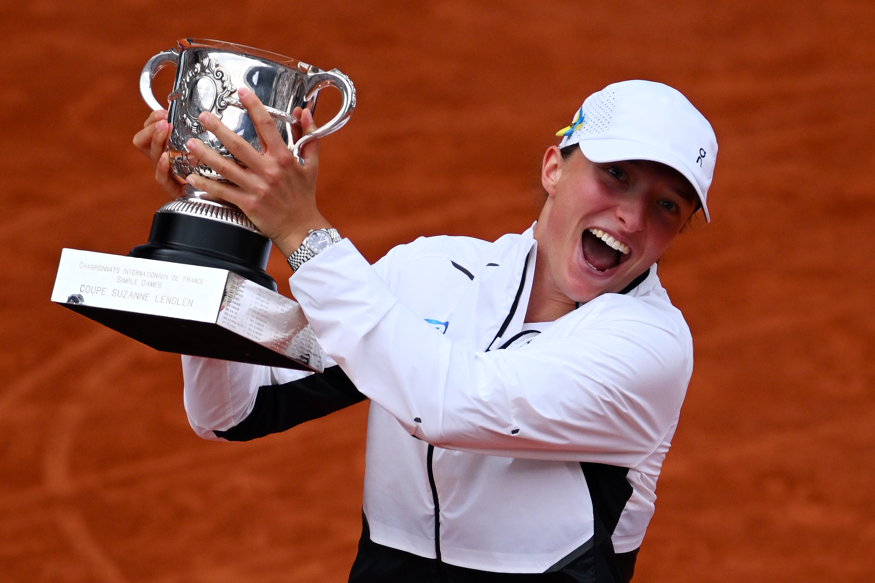 “Îmi cer scuze!”. Iga Swiatek, discurs inedit după triumful la Roland Garros 2023